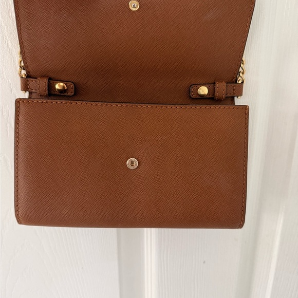 Michael Kors Brown Wallet on Chain Crossbody Bag with Gold Hardware - Picture 5 of 12